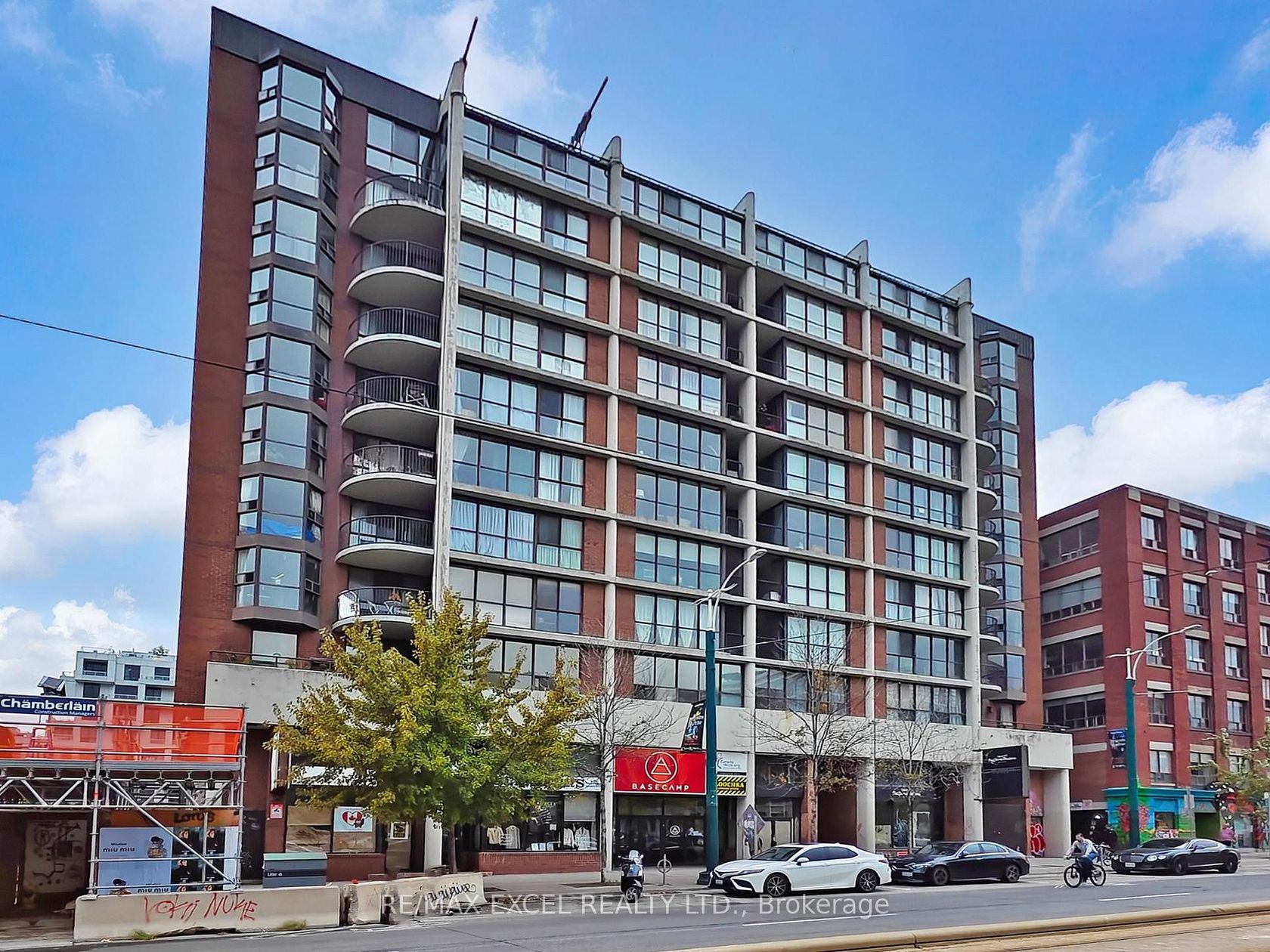 Photo 38 at 406 - 188 Spadina Avenue, Chinatown, Toronto Photo 38 at 406 - 188 Spadina Avenue, Chinatown, Toronto