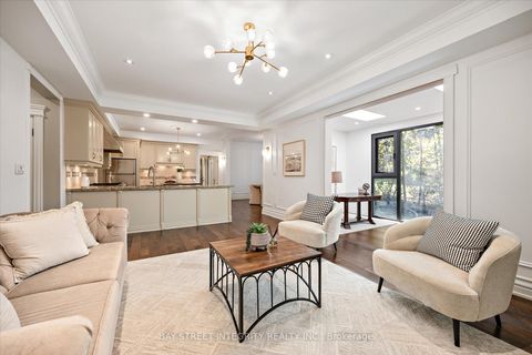 Photo 10 at 128 Park Crescent, Oak Ridges Lake Wilcox, Richmond Hill