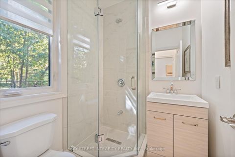 Photo 24 at 128 Park Crescent, Oak Ridges Lake Wilcox, Richmond Hill