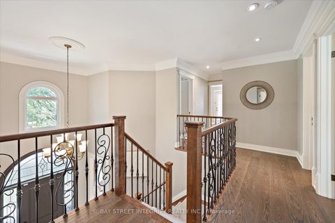 Photo 26 at 128 Park Crescent, Oak Ridges Lake Wilcox, Richmond Hill