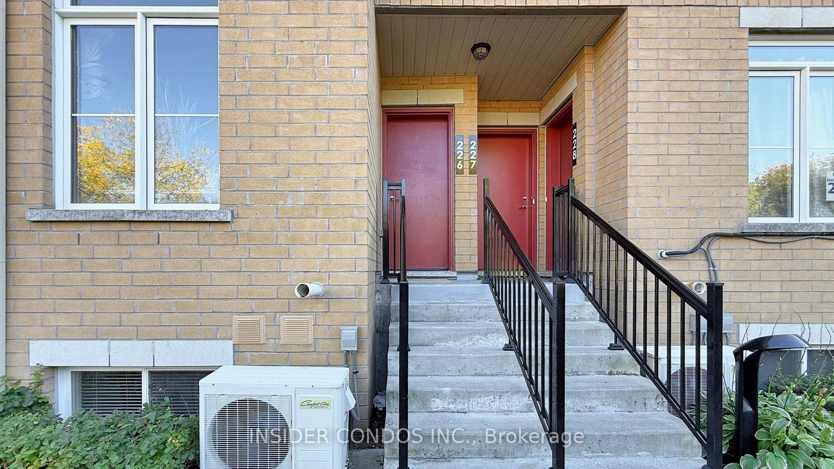 Photo 4 at 226 - 380 Hopewell Avenue, Belgravia, Toronto Photo 4 at 226 - 380 Hopewell Avenue, Belgravia, Toronto