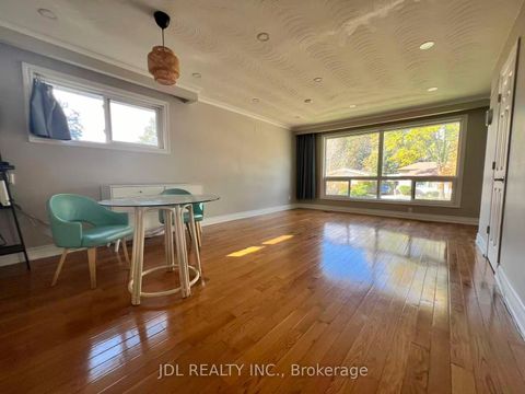 Photo 1 at 15 Summerglade Drive, Malvern West, Toronto