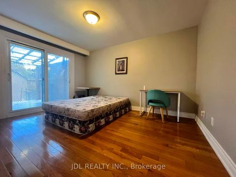 Photo 7 at 15 Summerglade Drive, Malvern West, Toronto