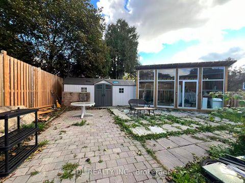 Photo 24 at 15 Summerglade Drive, Malvern West, Toronto