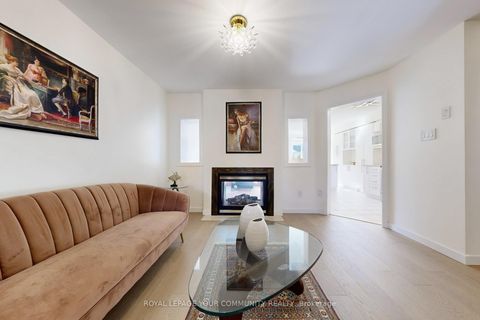 Photo 7 at 29 Peninsula Crescent, Rouge Woods, Richmond Hill