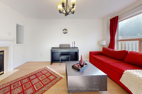 Photo 13 at 29 Peninsula Crescent, Rouge Woods, Richmond Hill