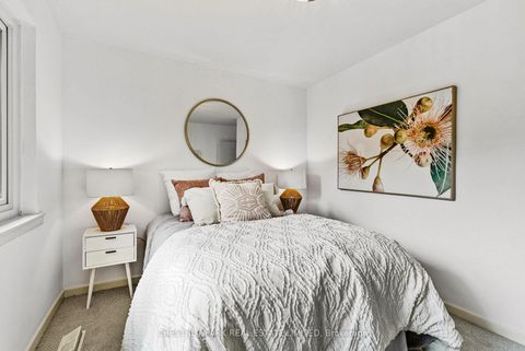 Photo 12 at 62 Talwood Drive, Don Mills, Toronto