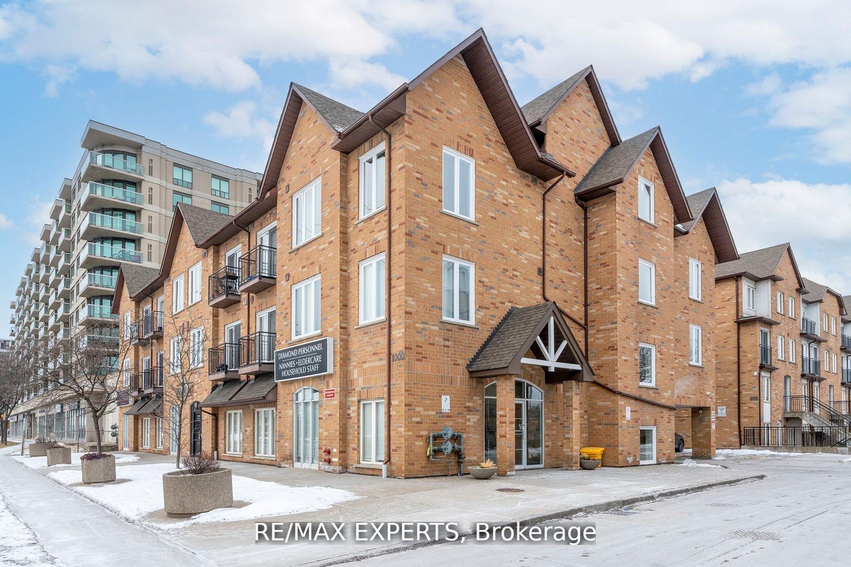 Photo 1 at 206 - 1000 Sheppard Avenue W, Bathurst Manor, Toronto Photo 1 at 206 - 1000 Sheppard Avenue W, Bathurst Manor, Toronto