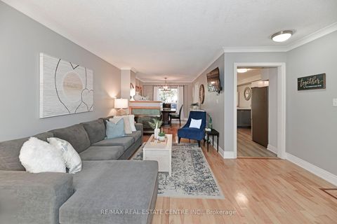 Photo 5 at 135 Trewin Lane, Bowmanville, Clarington