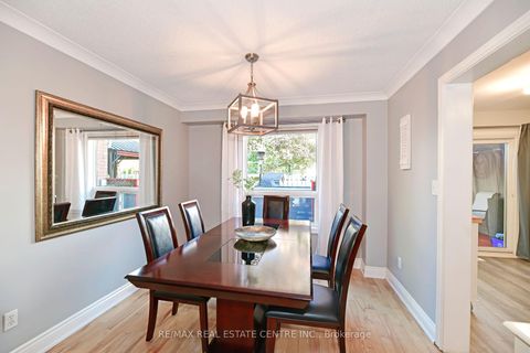 Photo 8 at 135 Trewin Lane, Bowmanville, Clarington