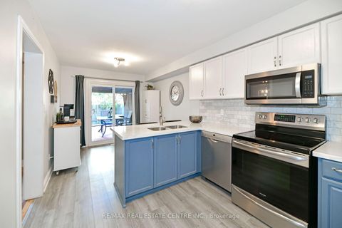 Photo 12 at 135 Trewin Lane, Bowmanville, Clarington