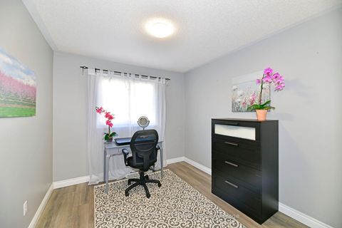 Photo 21 at 135 Trewin Lane, Bowmanville, Clarington