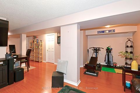 Photo 27 at 135 Trewin Lane, Bowmanville, Clarington