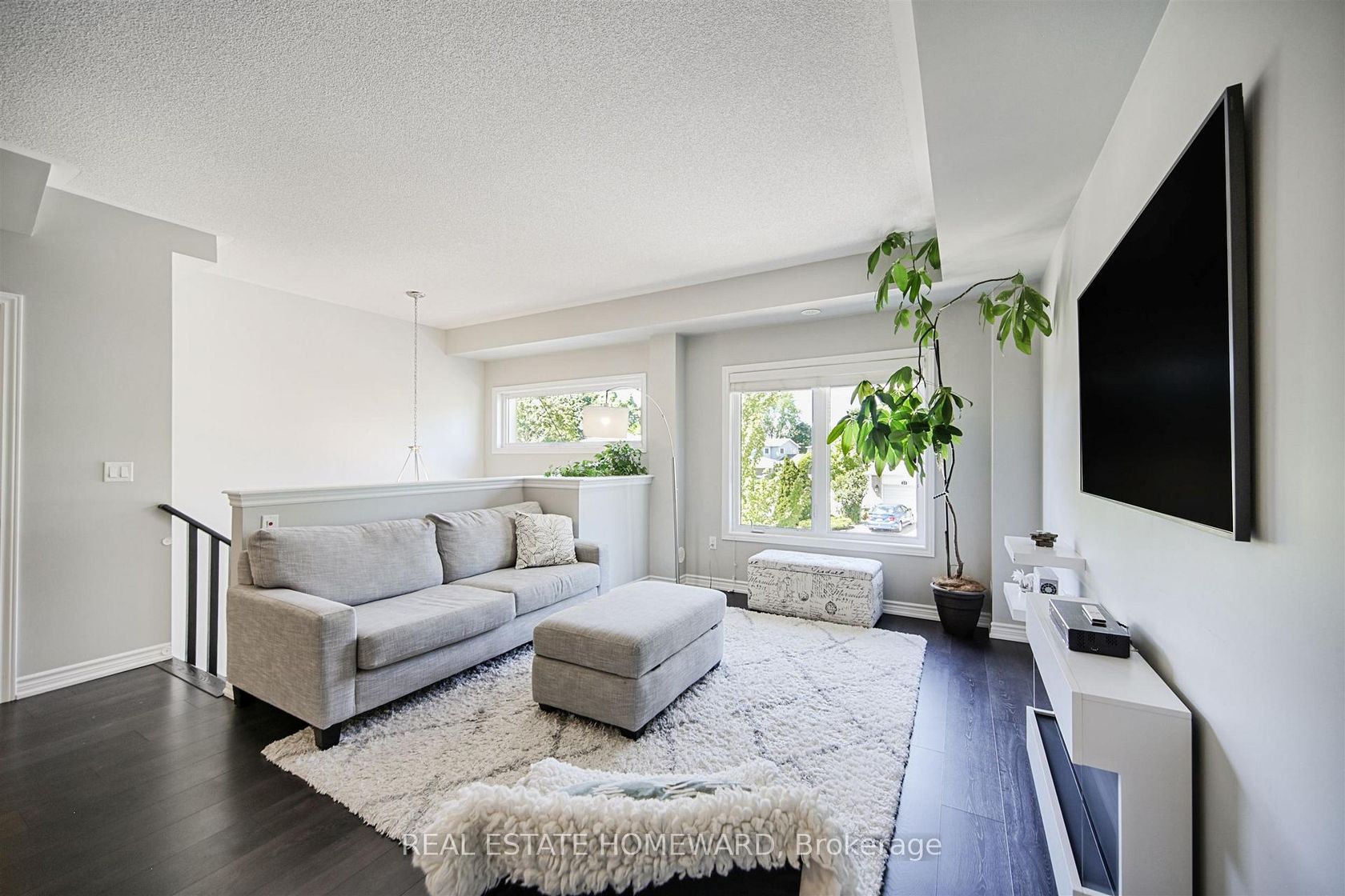 Photo 5 at 55 Antibes Drive, Branson, Toronto Photo 5 at 55 Antibes Drive, Branson, Toronto