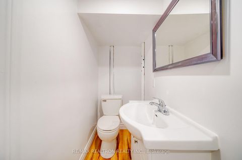Photo 17 at 699 Jackson Court, Leslie Valley, Newmarket