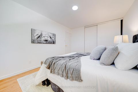 Photo 29 at 699 Jackson Court, Leslie Valley, Newmarket