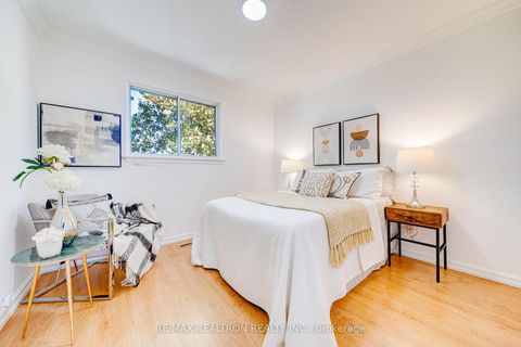 Photo 30 at 699 Jackson Court, Leslie Valley, Newmarket