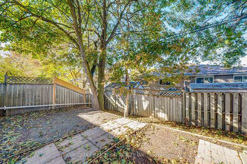 Photo 35 at 699 Jackson Court, Leslie Valley, Newmarket