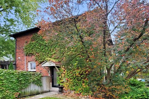 Photo 2 at 155 Parkhurst Boulevard, Leaside, Toronto Photo 2 at 155 Parkhurst Boulevard, Leaside, Toronto