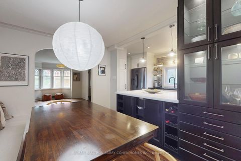 Photo 7 at 155 Parkhurst Boulevard, Leaside, Toronto