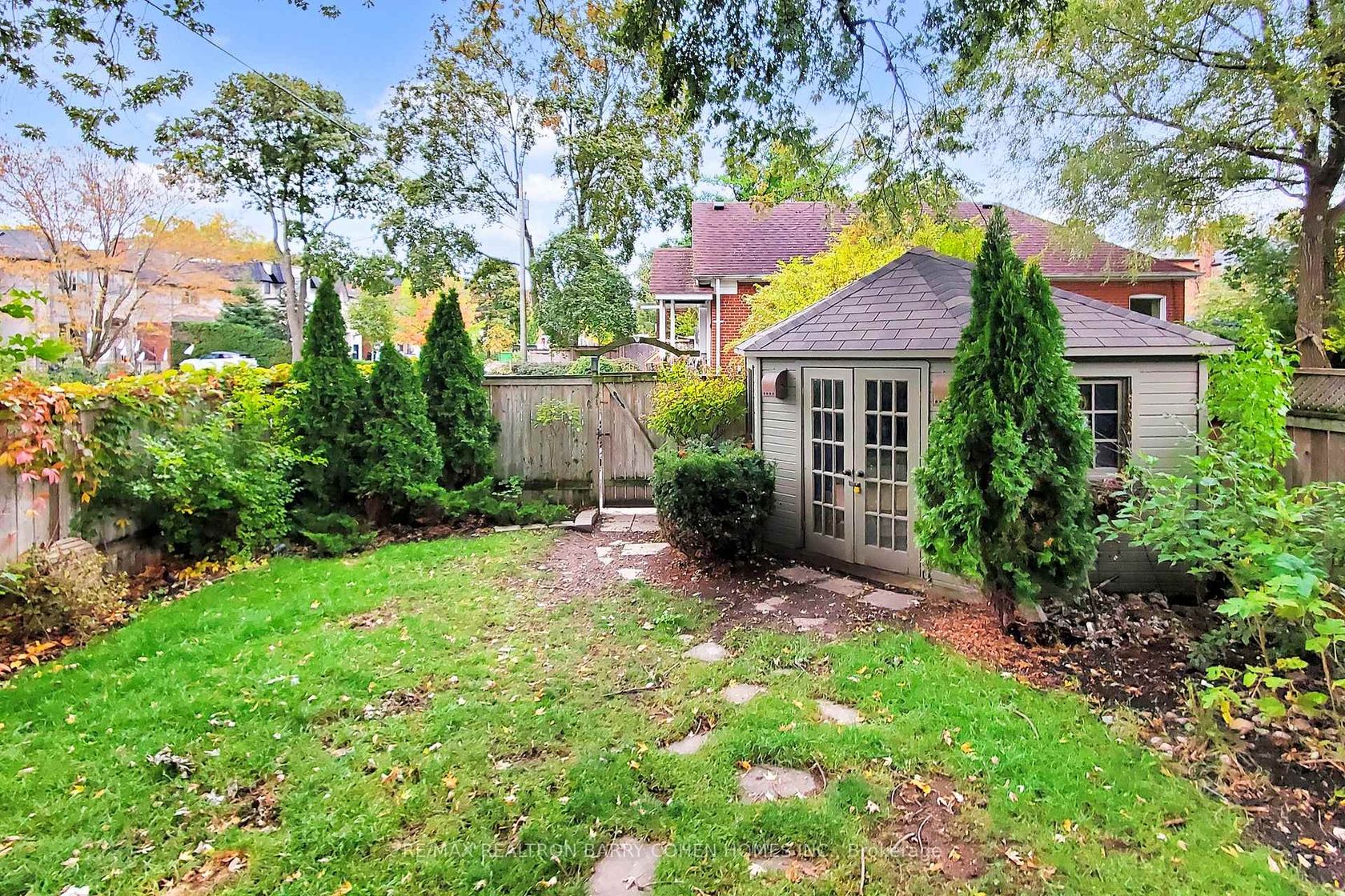 Photo 37 at 155 Parkhurst Boulevard, Leaside, Toronto Photo 37 at 155 Parkhurst Boulevard, Leaside, Toronto