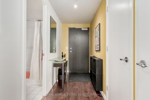 Photo 1 at 1003 - 281 Mutual Street, Yonge Corridor, Toronto Photo 1 at 1003 - 281 Mutual Street, Yonge Corridor, Toronto