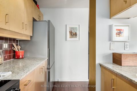 Photo 8 at 1003 - 281 Mutual Street, Yonge Corridor, Toronto