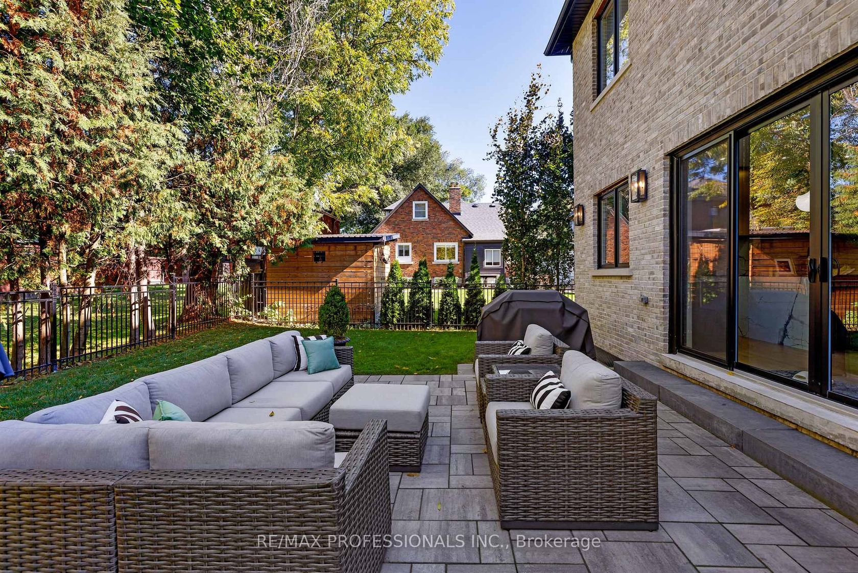 Photo 45 at 2B Fairway Road, Rosethorn, Toronto Photo 45 at 2B Fairway Road, Rosethorn, Toronto