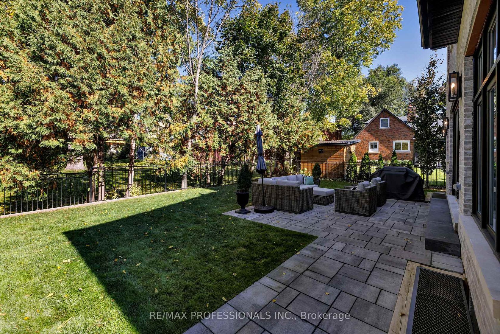 Photo 48 at 2B Fairway Road, Rosethorn, Toronto Photo 48 at 2B Fairway Road, Rosethorn, Toronto
