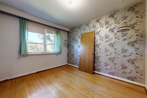 Photo 28 at 410 Patricia Avenue, Newtonbrook West, Toronto