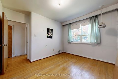 Photo 29 at 410 Patricia Avenue, Newtonbrook West, Toronto