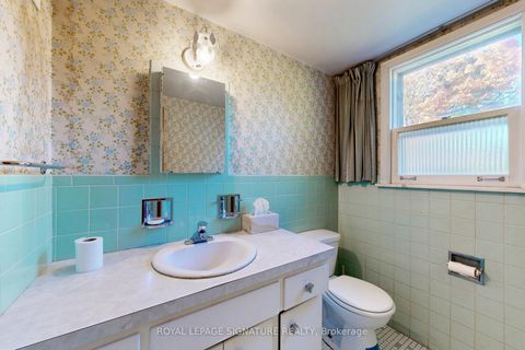 Photo 33 at 410 Patricia Avenue, Newtonbrook West, Toronto