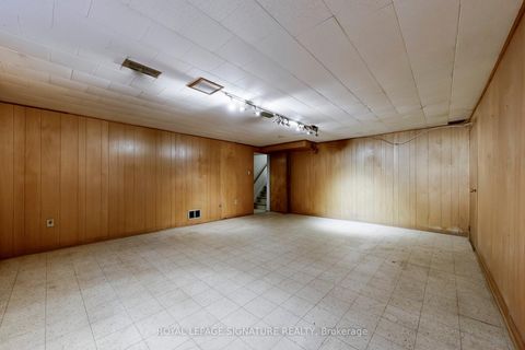 Photo 40 at 410 Patricia Avenue, Newtonbrook West, Toronto