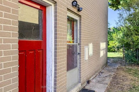Photo 49 at 410 Patricia Avenue, Newtonbrook West, Toronto