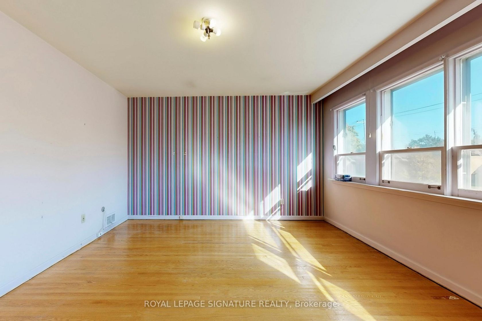 Photo 17 at 410 Patricia Avenue, Newtonbrook West, Toronto Photo 17 at 410 Patricia Avenue, Newtonbrook West, Toronto