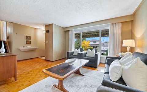 Photo 4 at 14 Turnvale Road, Clairville, Toronto