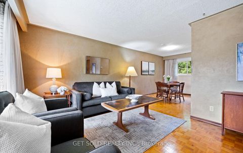 Photo 5 at 14 Turnvale Road, Clairville, Toronto