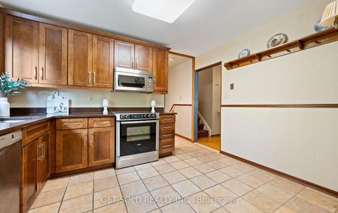 Photo 13 at 14 Turnvale Road, Clairville, Toronto
