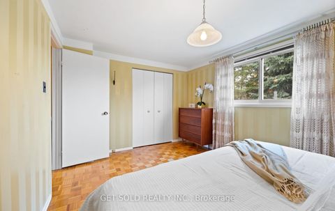 Photo 17 at 14 Turnvale Road, Clairville, Toronto