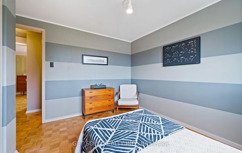 Photo 19 at 14 Turnvale Road, Clairville, Toronto