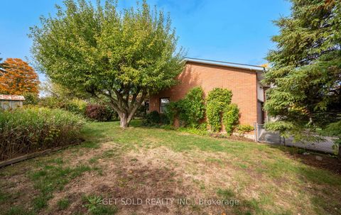 Photo 35 at 14 Turnvale Road, Clairville, Toronto