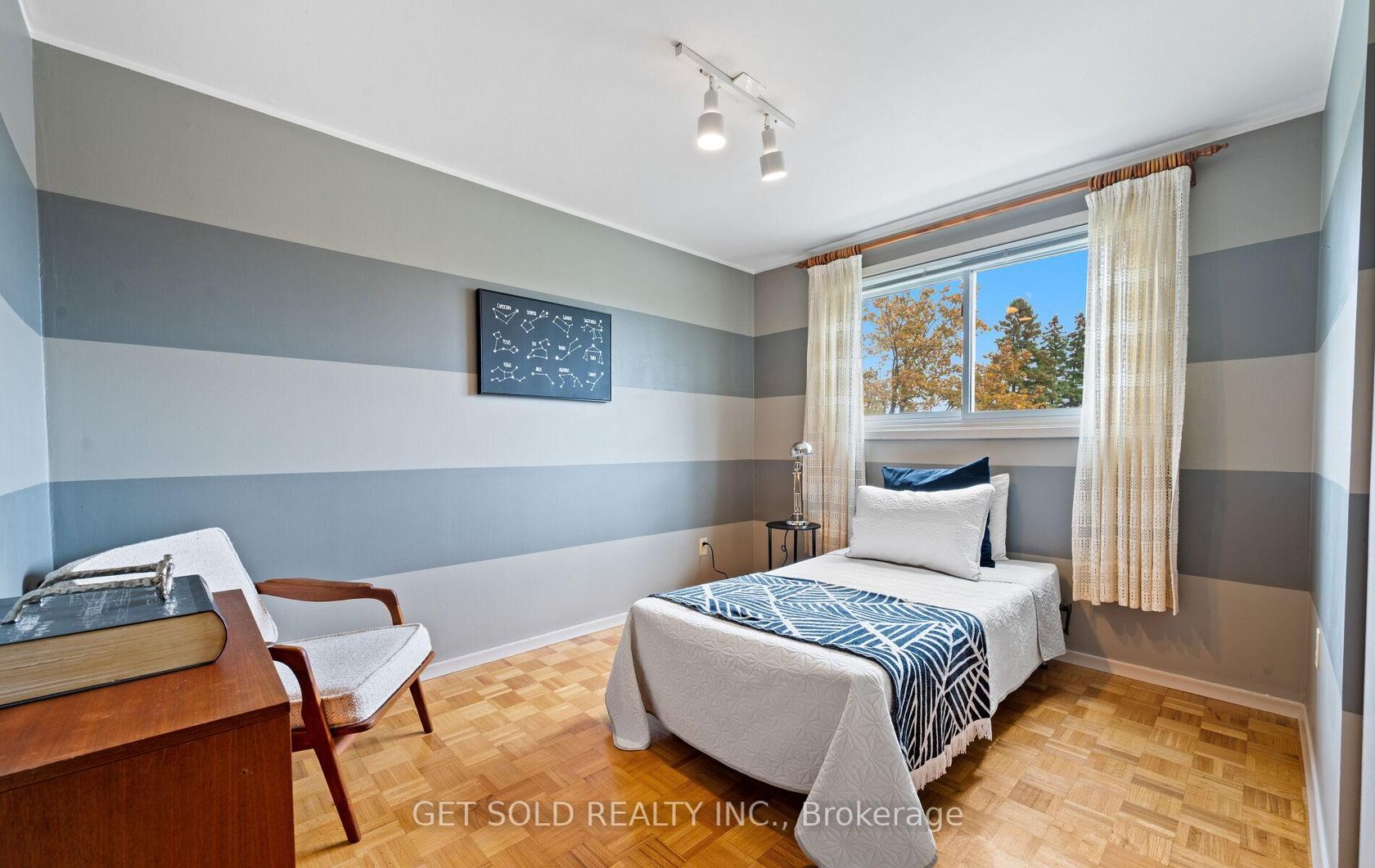 Photo 18 at 14 Turnvale Road, Clairville, Toronto Photo 18 at 14 Turnvale Road, Clairville, Toronto