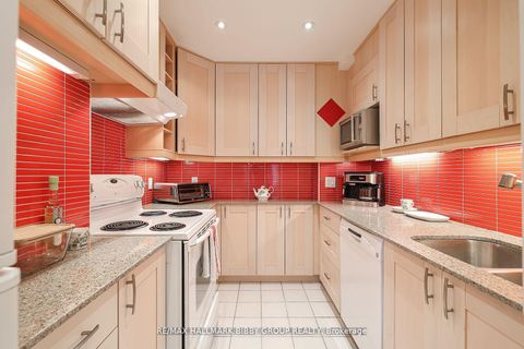 Photo 13 at 435 - 21 Dale Avenue, Moore Park, Toronto