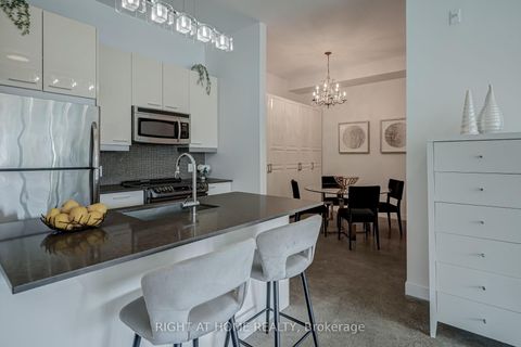 Photo 7 at 409 - 569 King Street E, Moss Park, Toronto