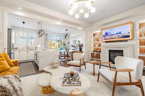 Photo 5 at 46 Vedette Way, Vellore Village, Vaughan