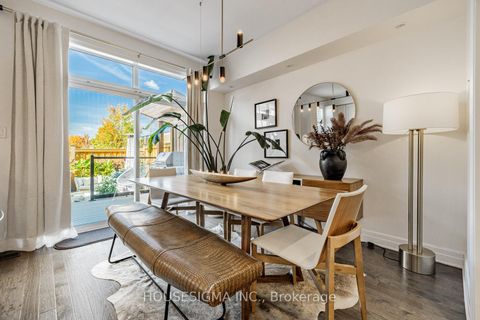 Photo 9 at 46 Vedette Way, Vellore Village, Vaughan