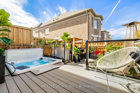 Photo 19 at 46 Vedette Way, Vellore Village, Vaughan