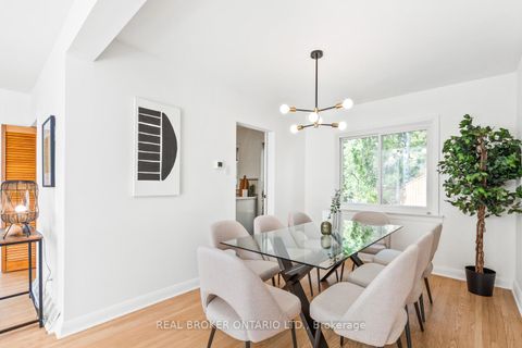 Photo 6 at 29 Veery Place, Don Mills, Toronto