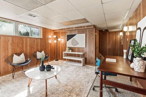 Photo 21 at 29 Veery Place, Don Mills, Toronto
