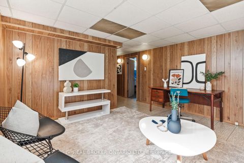 Photo 22 at 29 Veery Place, Don Mills, Toronto